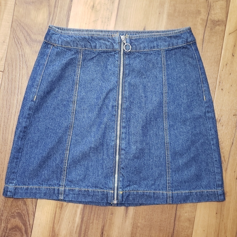 Dark wash denim skirt